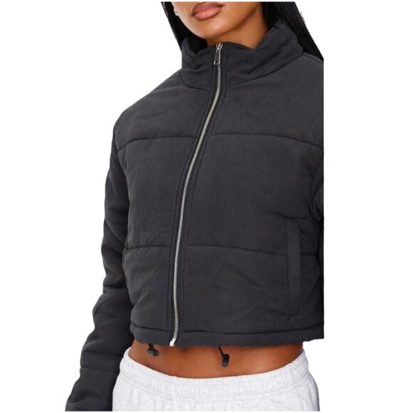 PrettyLittleThing Black Super Cropped Peach Skin Puffer - Size UK 12 (US 8) - Picture 7 of 7